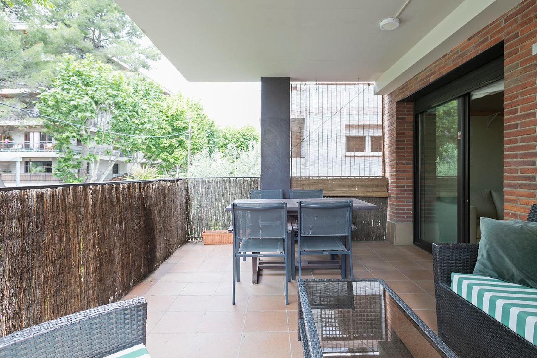 Apartament La Terraza De Sant Cugat Sant Cugat del Vallès Zewnętrze zdjęcie